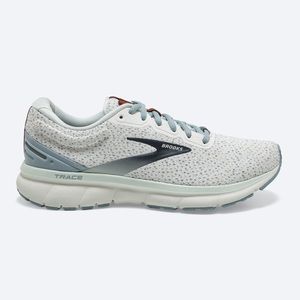 Brooks Trace Size 7.